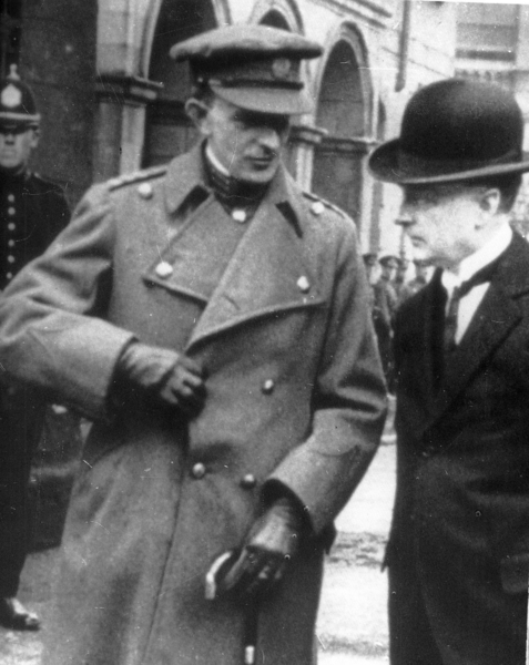 With Cosgrave Burning of Dublin Custom House 1921